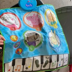 Peppa pig muddy puddle jump mat